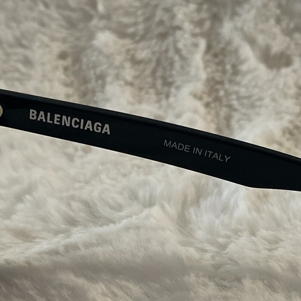 Balenciaga Black/Grey Butterfly Women's Sunglasses BB0174S 001 - Picture 12 of 14